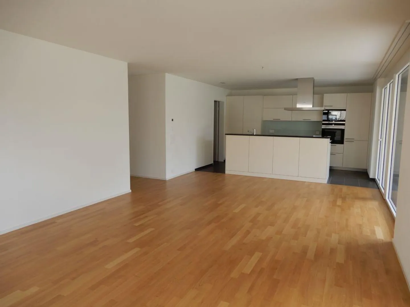 Moderne Familienhaus mit Balkon - Foto 6 von 10