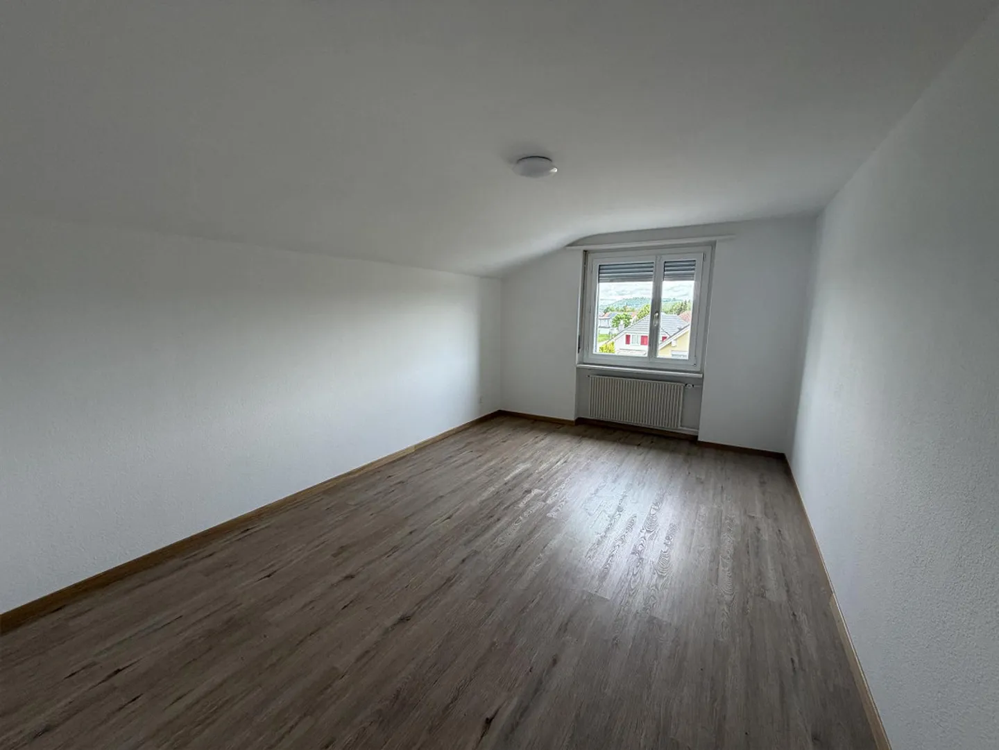 Appartamento luminoso e recentemente ristrutturato di 2,5 stanze a Deitingen - Foto 4 di 7