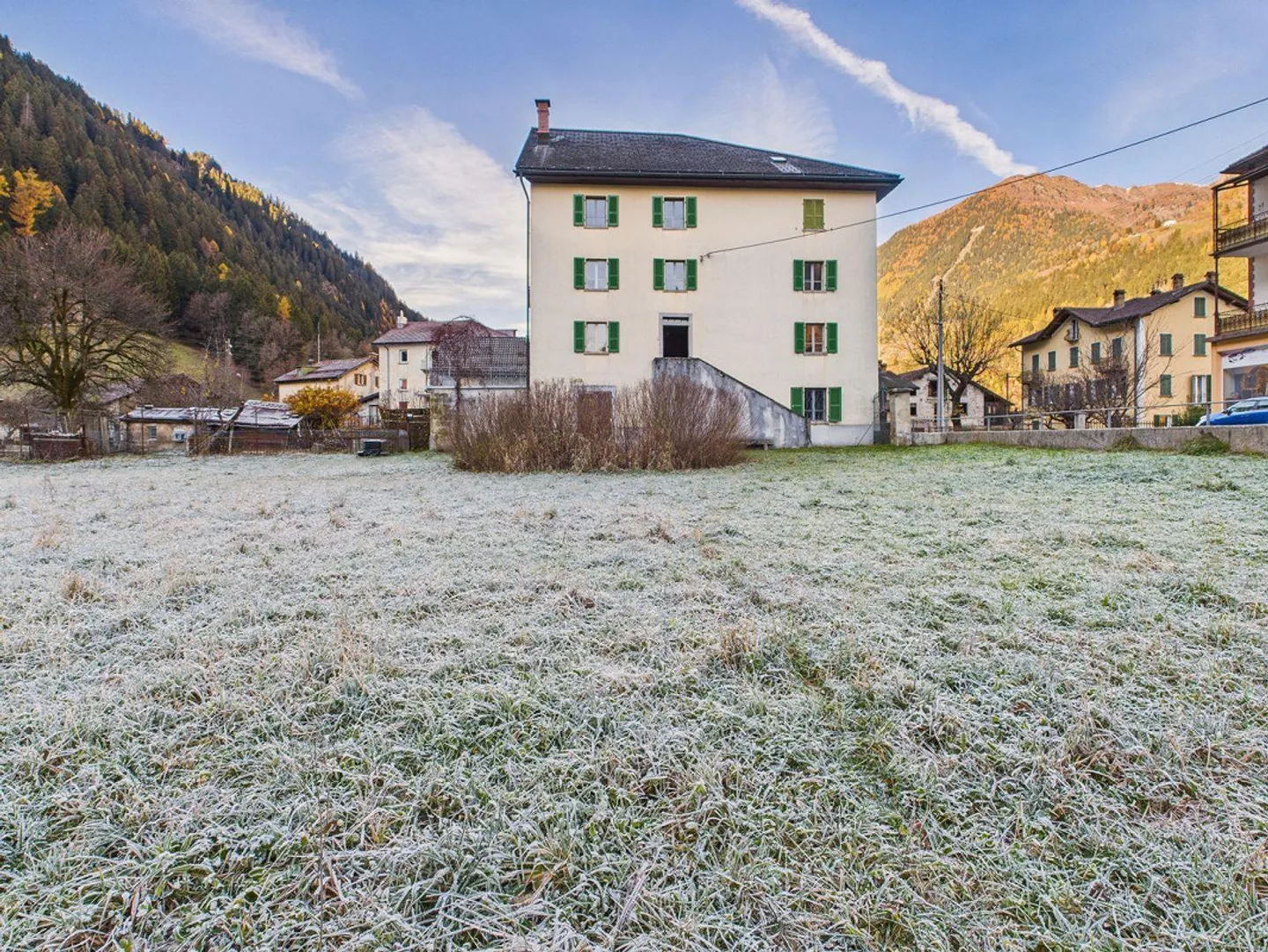 Traditionelles Haus mit großem und schönem Baugrundstück – Ambrì... - Foto 12 von 13