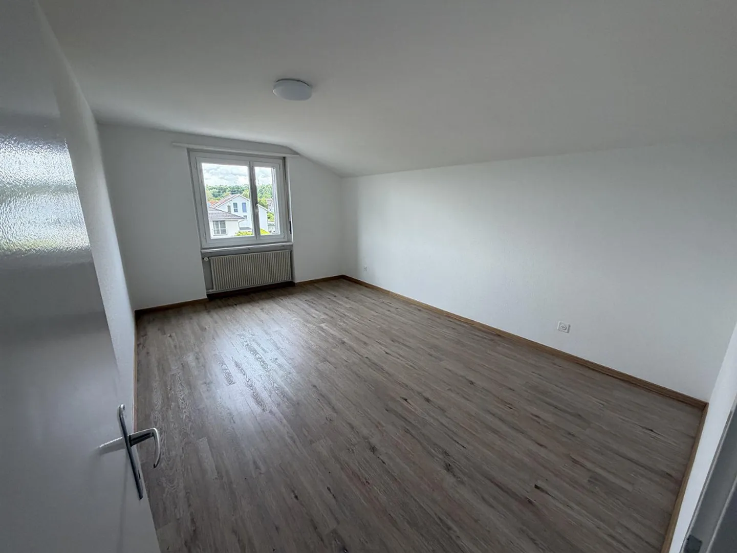 Appartamento luminoso e recentemente ristrutturato di 2,5 stanze a Deitingen - Foto 5 di 7