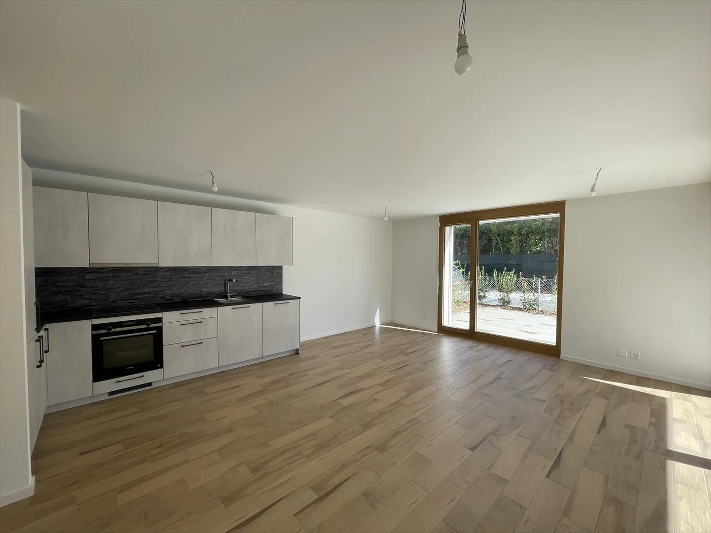 Appartement 4 pièces - Photo 3 sur 8