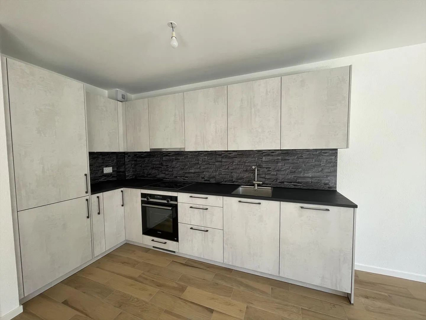 Appartement 4 pièces - Photo 4 sur 8