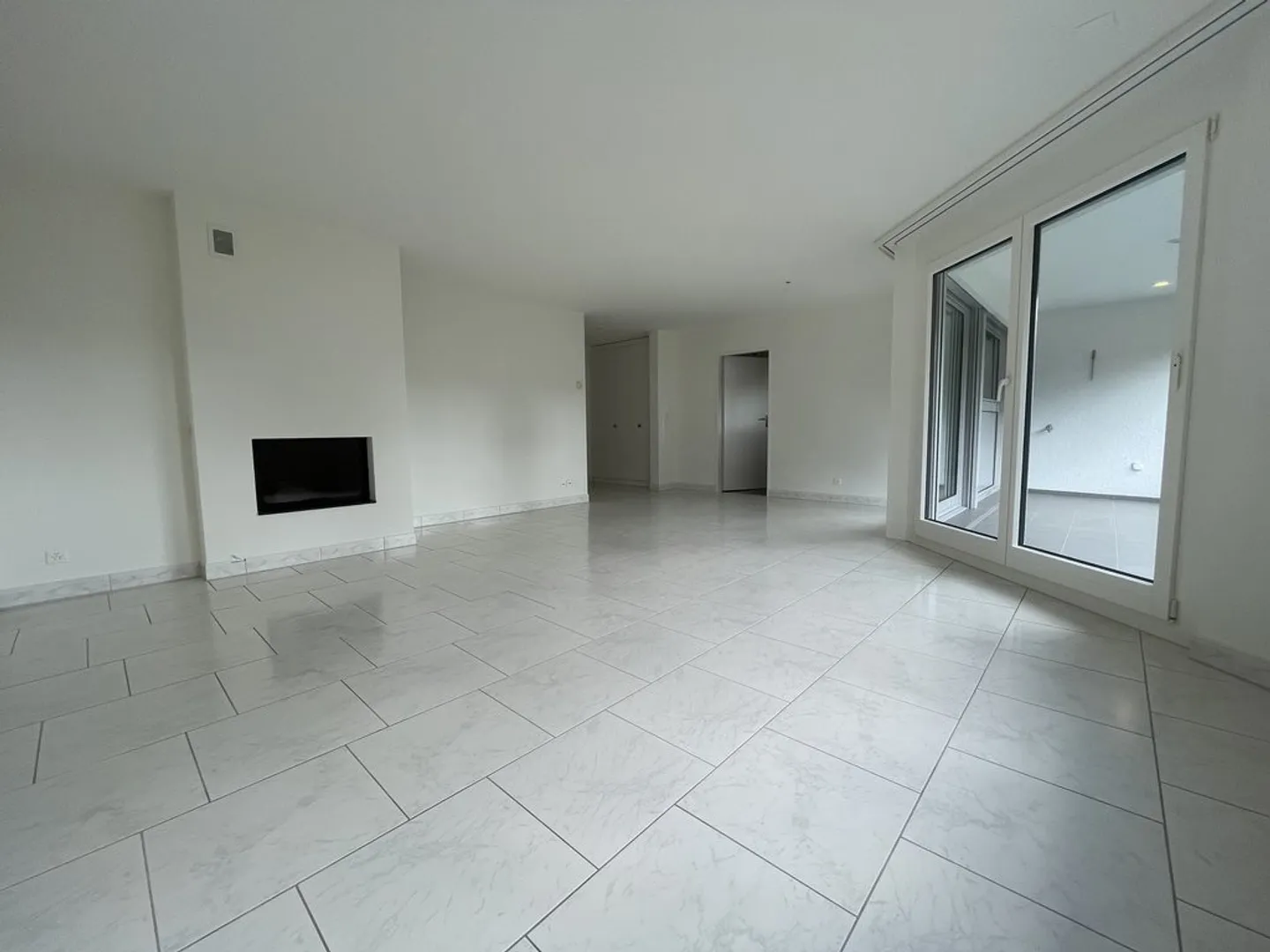 Apartment for rent in a quiet residential area at Zollikerberg - Photo 3 of 9