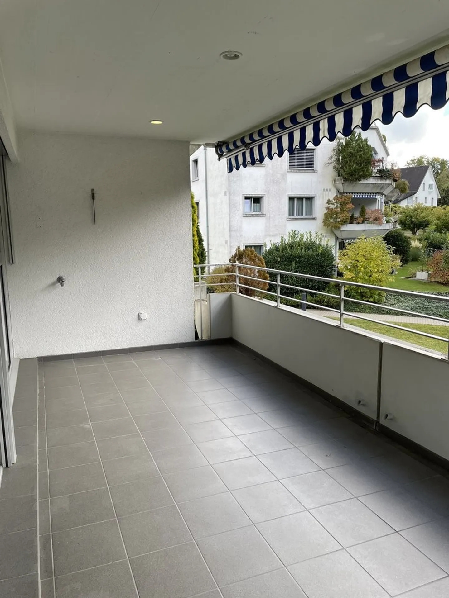 Apartment for rent in a quiet residential area at Zollikerberg - Photo 9 of 9