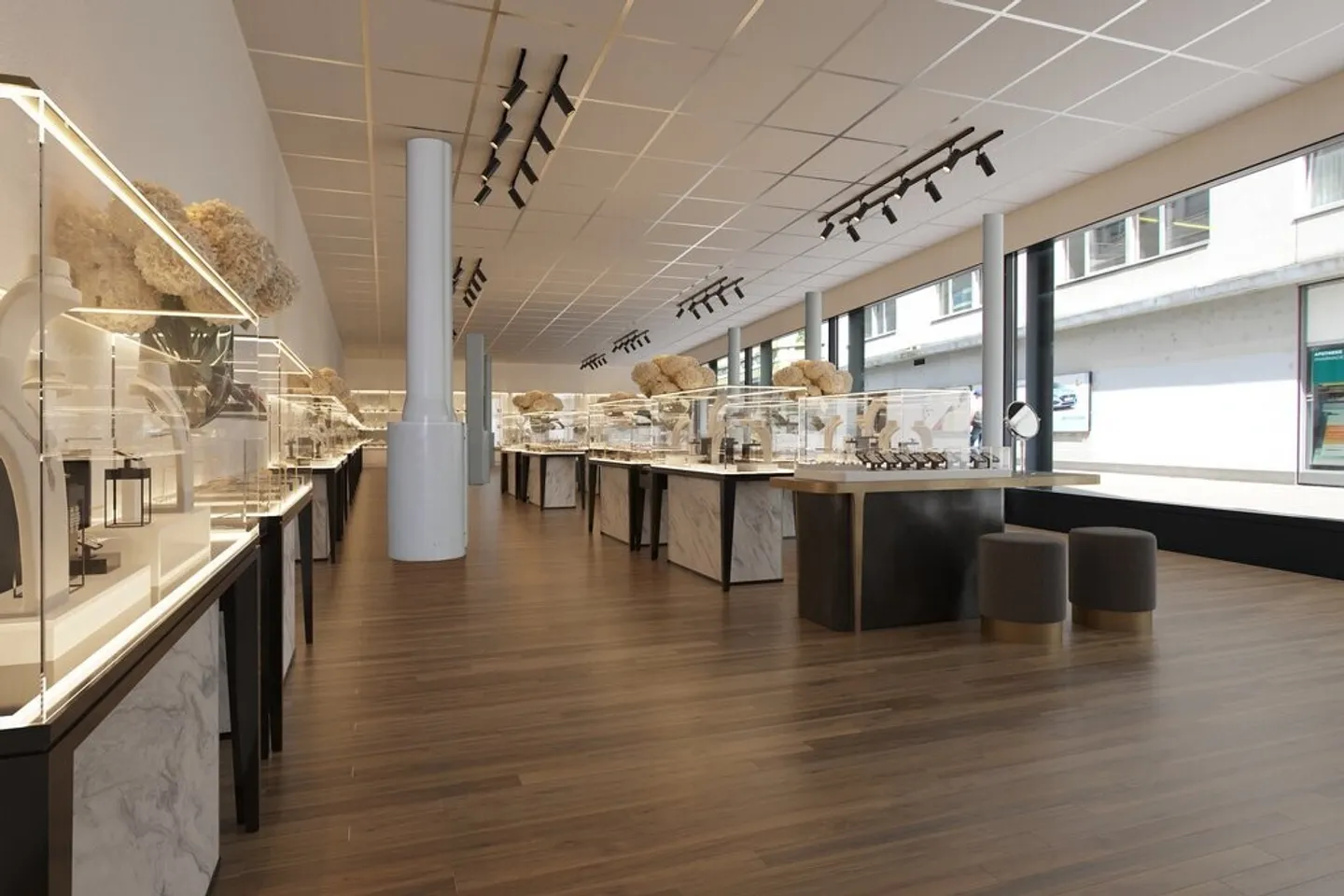 Your Business@Heart of Biel - Photo 3 of 5