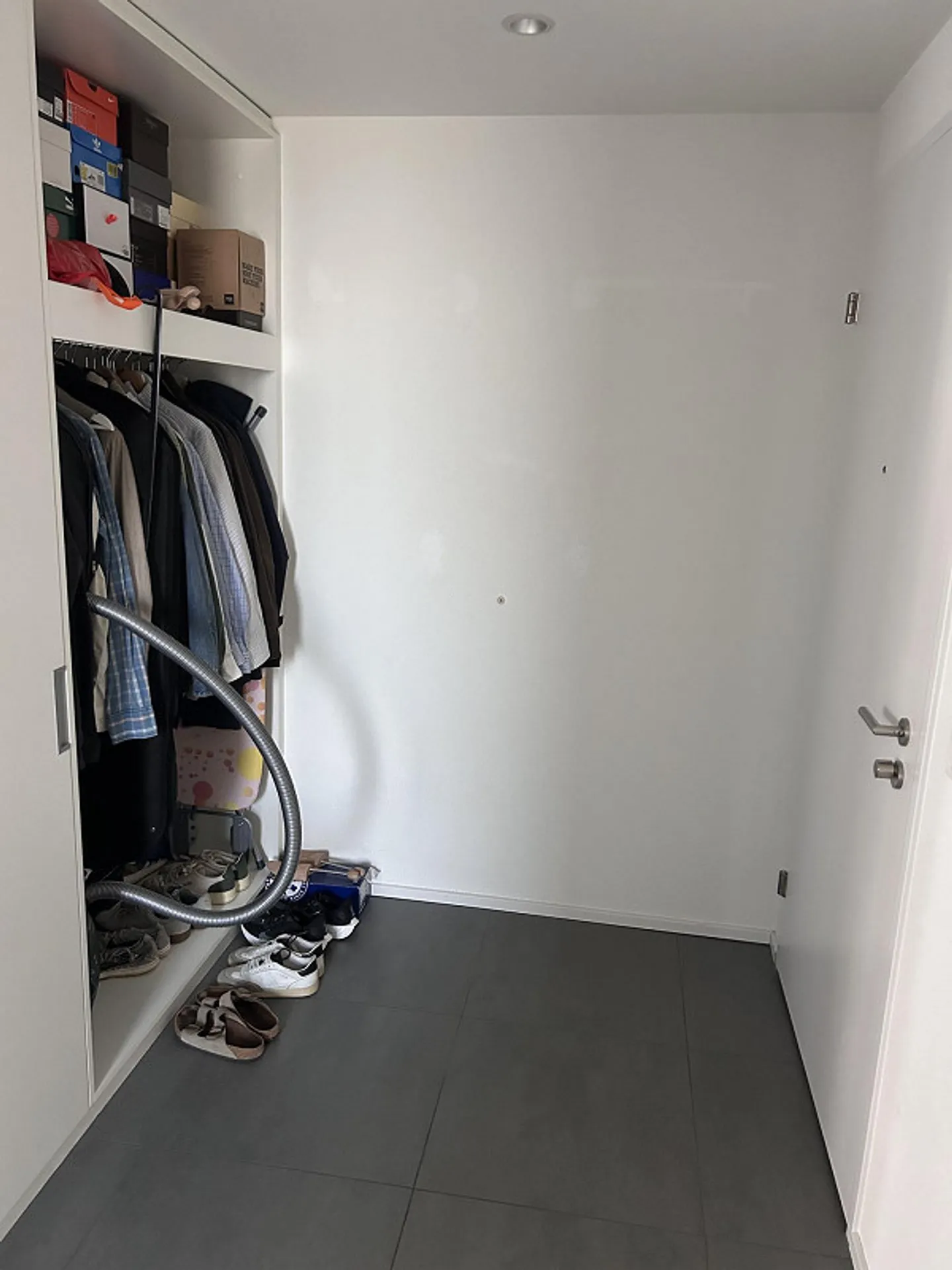 Moderno appartamento con terrazza di 1,5 stanze a Freienbach - disponibile da ottobre 2026 - Foto 8 di 8