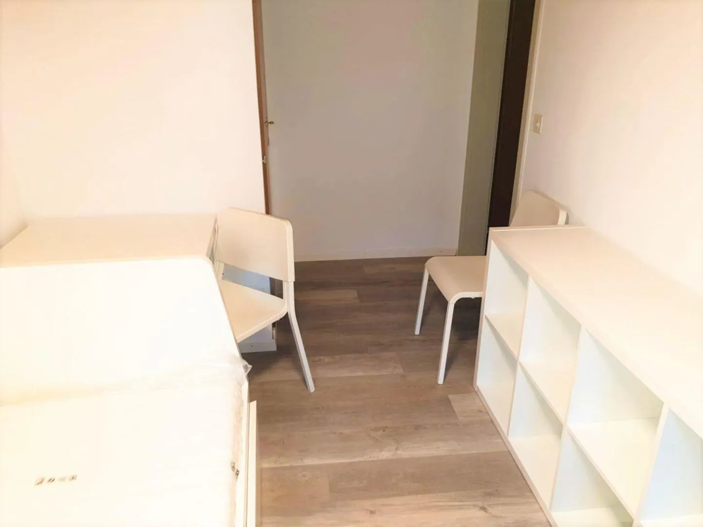 Furnished 1.0-room apartment - Photo 2 of 5