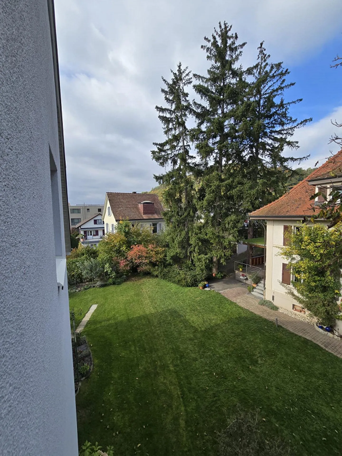 Charmante Dachwohnung in Lausen - Foto 9 von 16