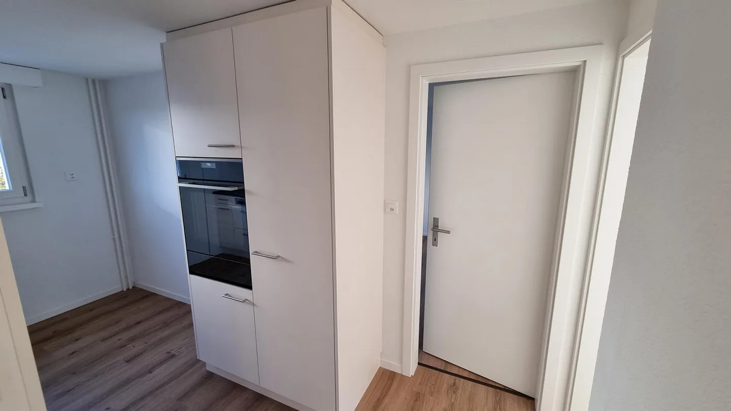 appartamento ristrutturato di 4 stanze - Foto 2 di 9