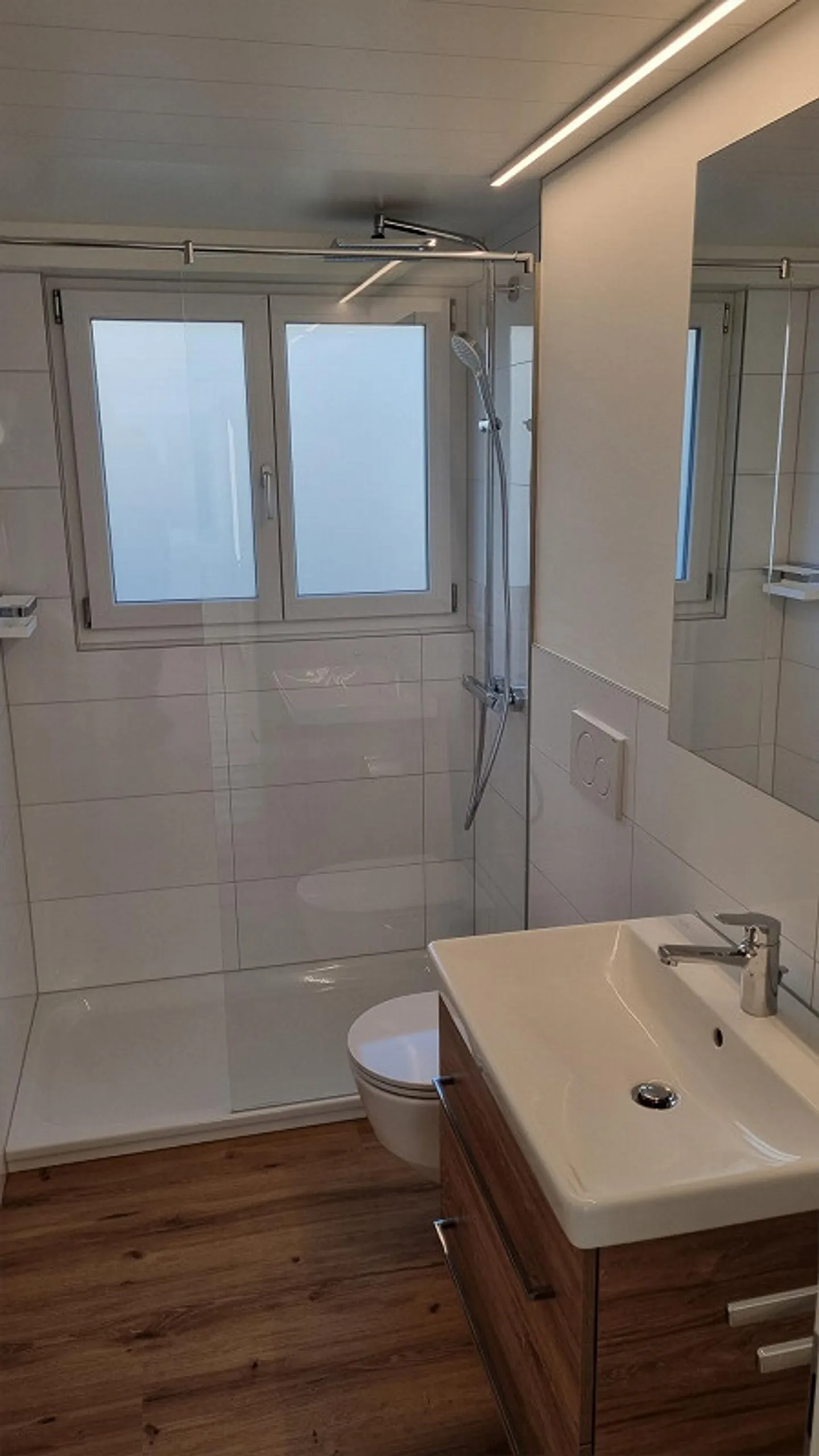 appartamento ristrutturato di 4 stanze - Foto 3 di 9