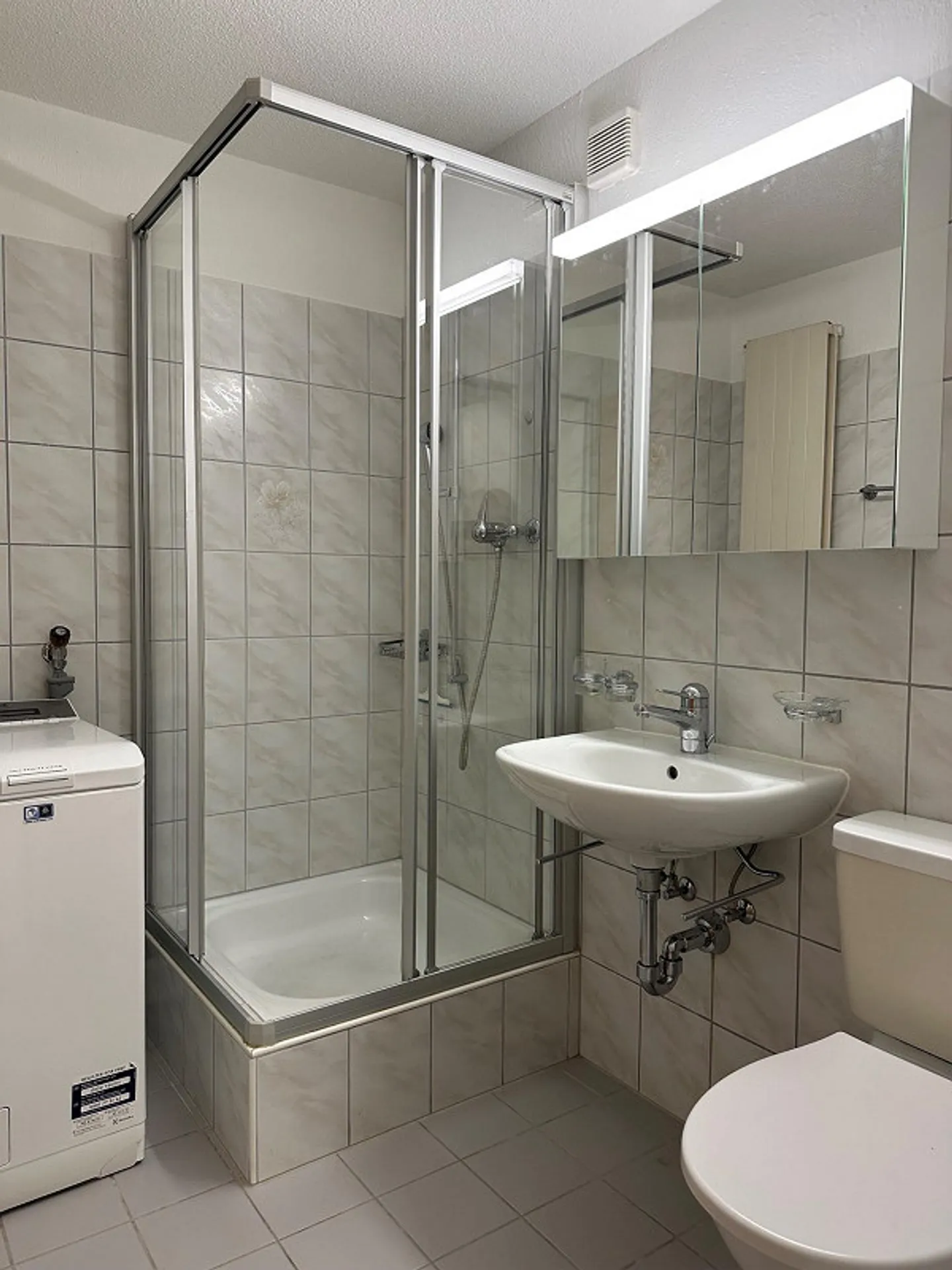 Geräumige 2.5 Zimmerwohnung - Foto 2 von 7