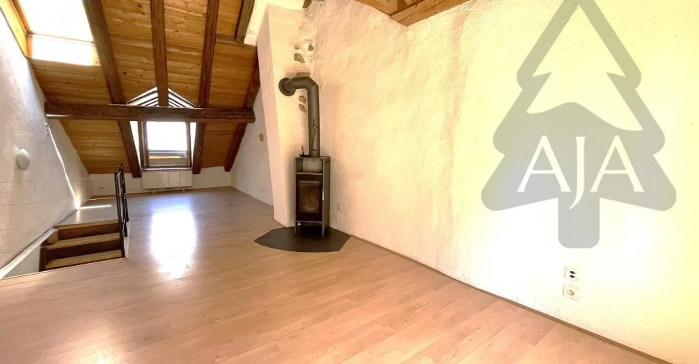 Cressier (in the Center of the Historic Village), charming 3-room terraced house - Photo 4 of 15