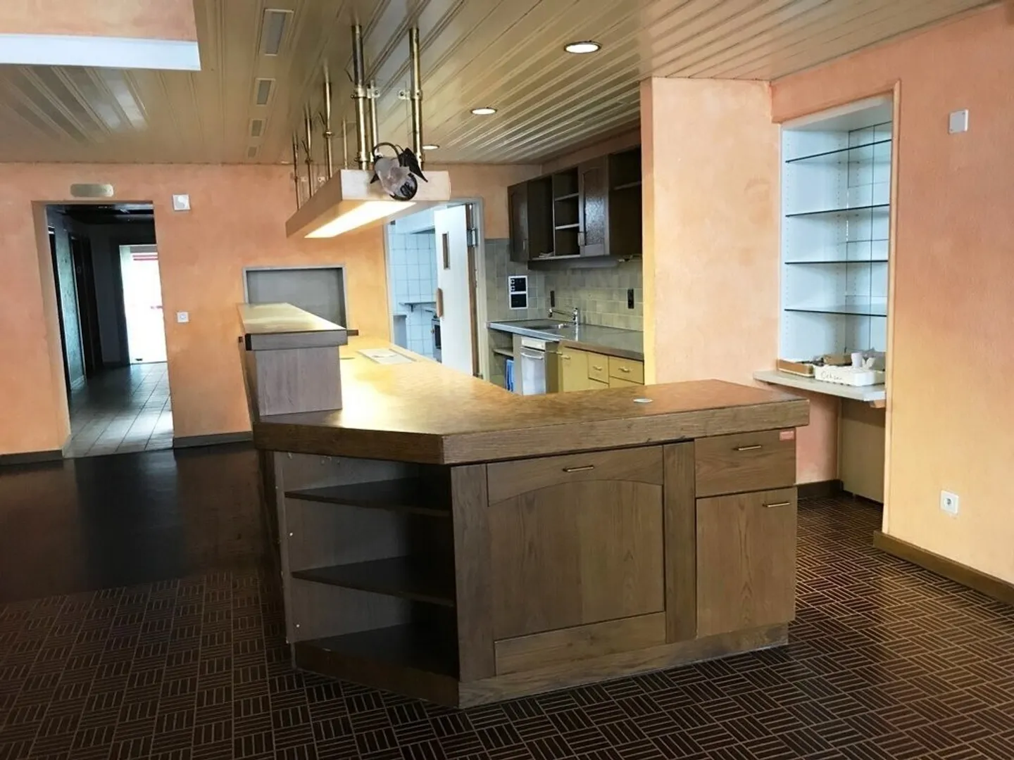 Restaurant zur Zwischennutzung befristet bis 31.12.2027 - Photo 2 of 9