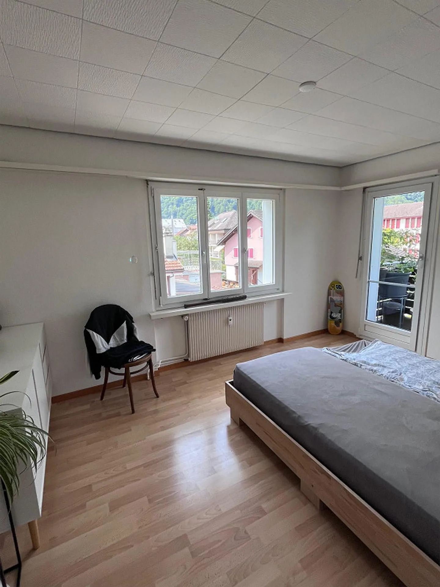 Helle 2.5-Zimmer-Wohnung mit Balkon - Foto 2 von 9