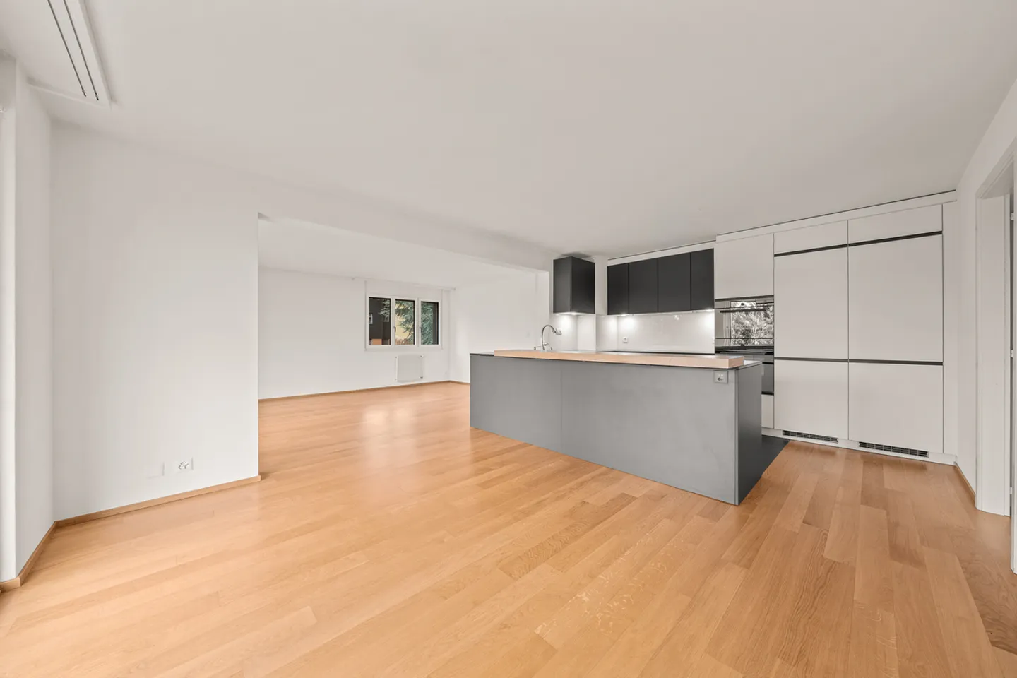 Geräumige Wohnung mit Seeblick - Foto 4 von 14