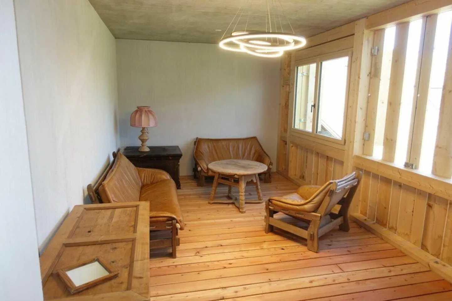 4.5-Zimmer-Wohnung Nr. 2 in einem historischen Zweifamilienhaus in Luven - Foto 6 von 6
