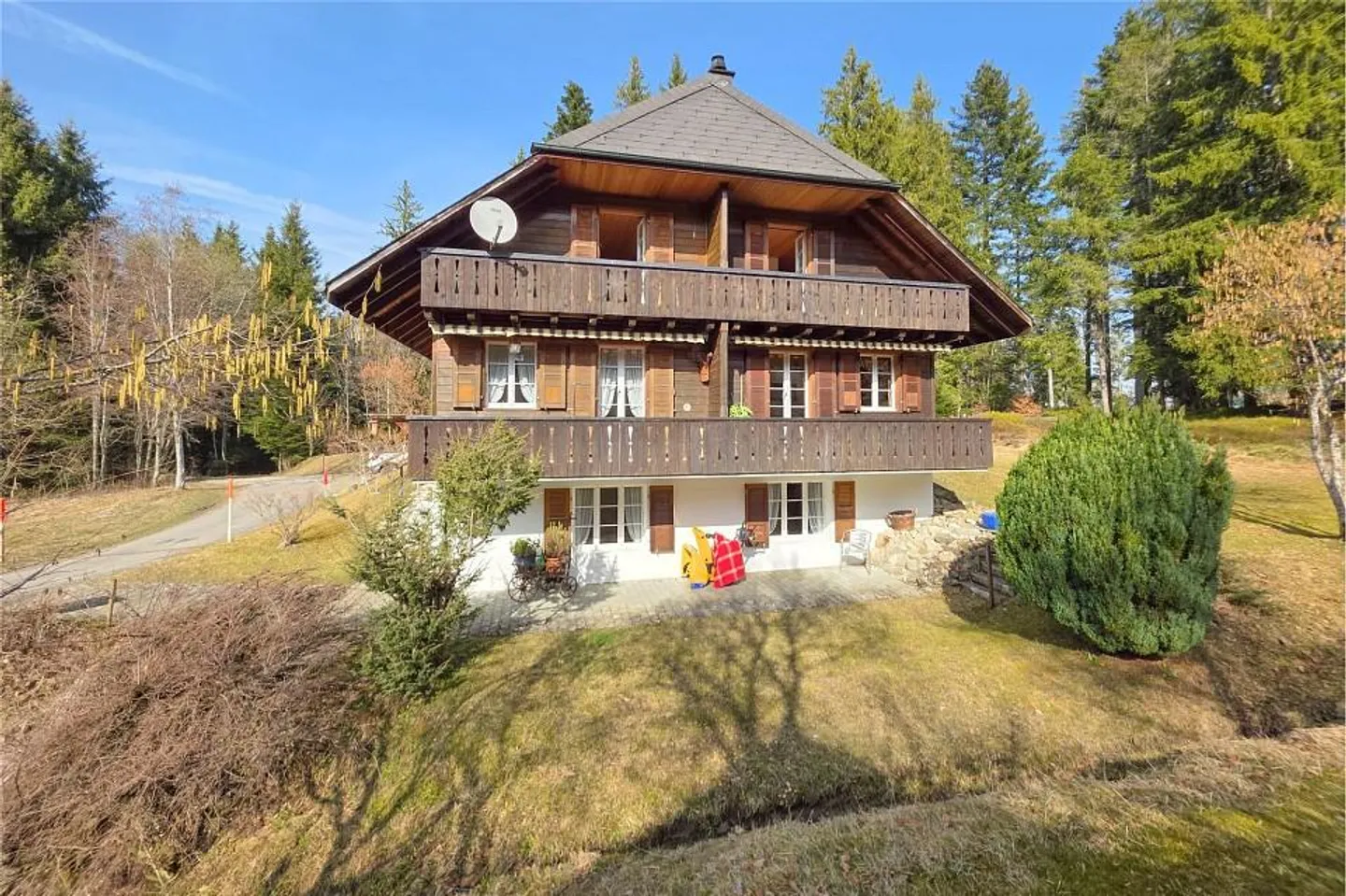 Living where nature begins – Your retreat directly at the edge of the forest - Photo 2 of 13