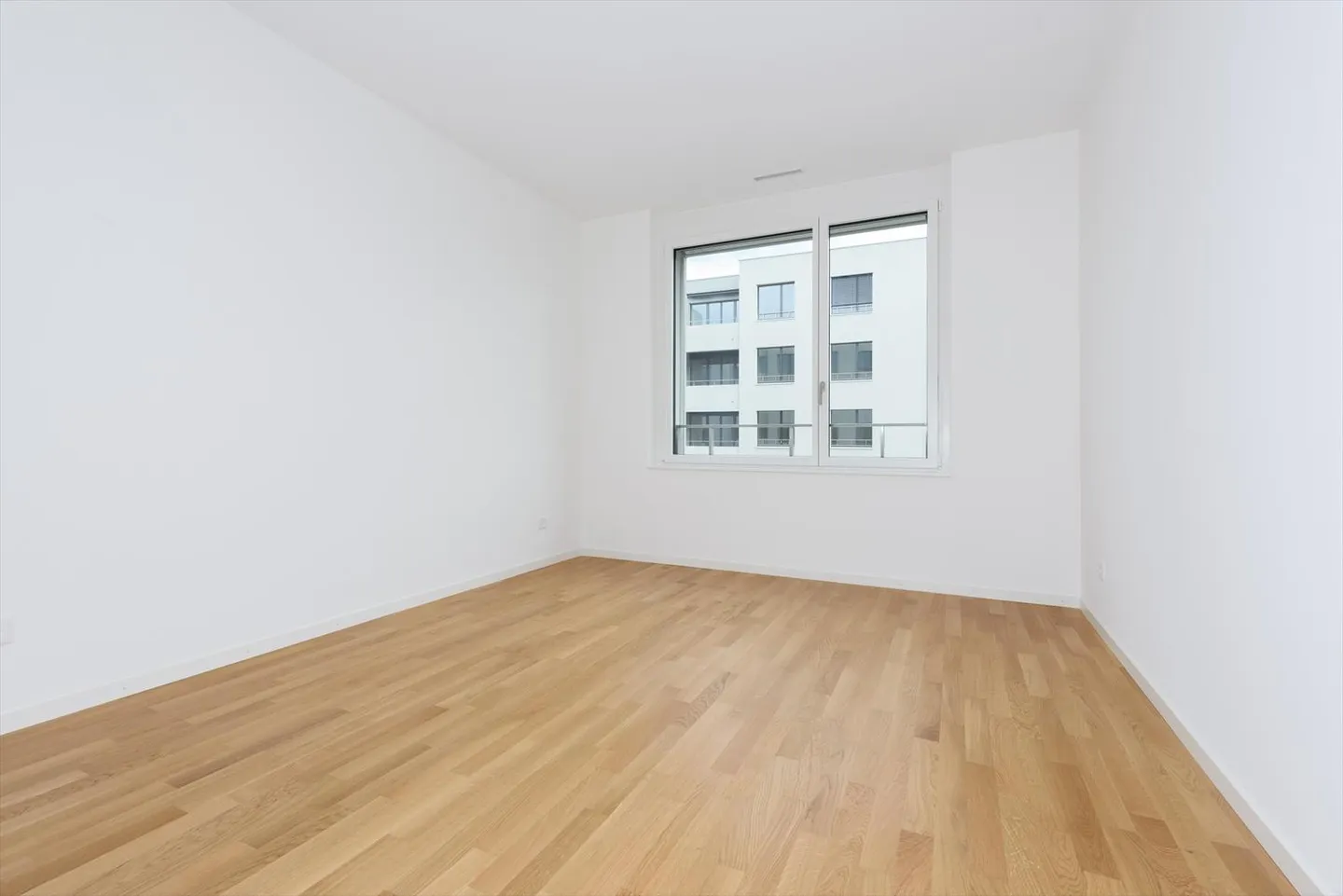 Leben in einem Wohnkomplex in Chêne-Bougeries! - Foto 3 von 6