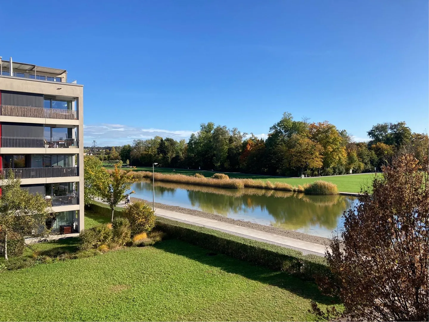 Apartment by the lake with ownership standard - Photo 1 of 14