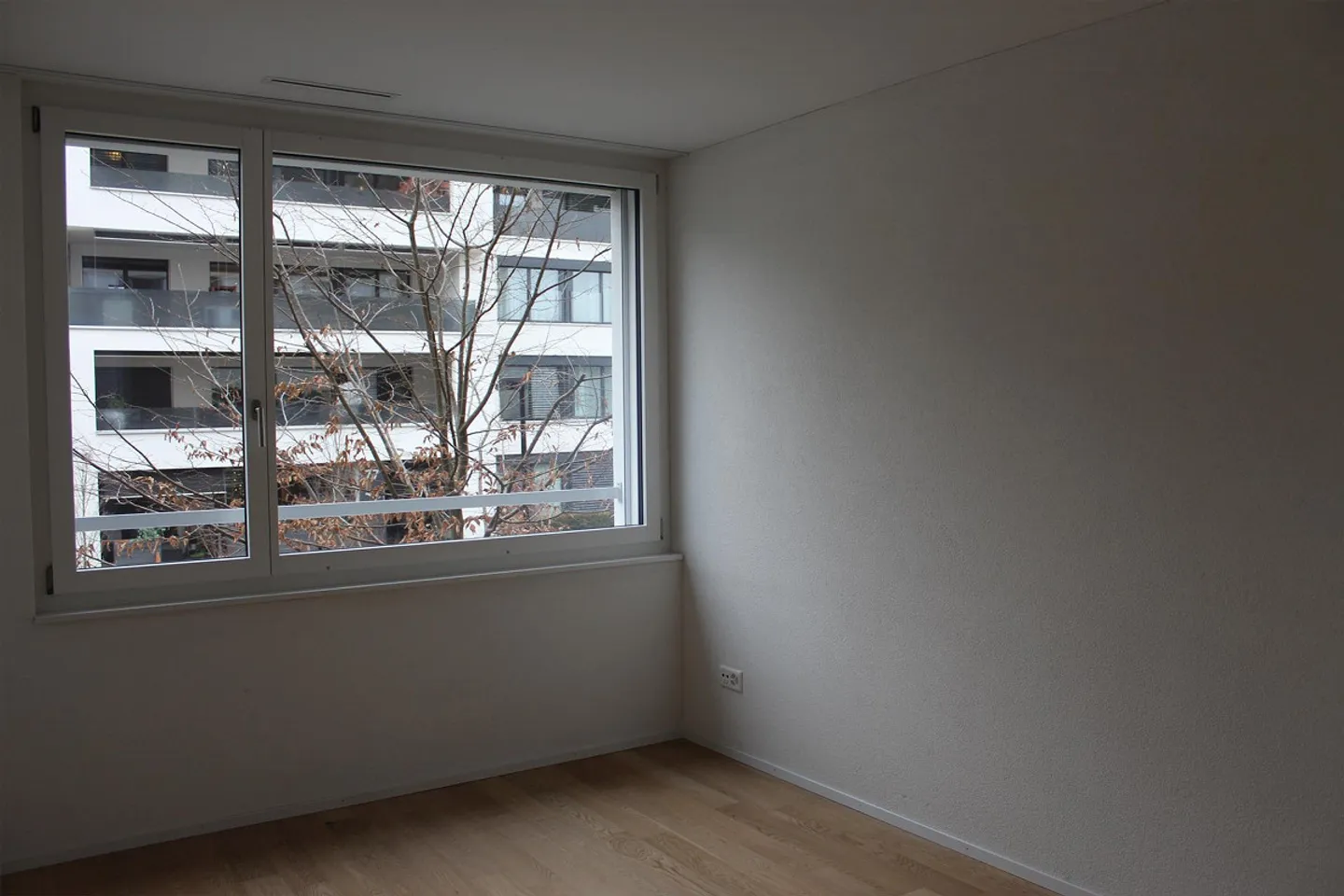 Apartment by the lake with ownership standard - Photo 8 of 14