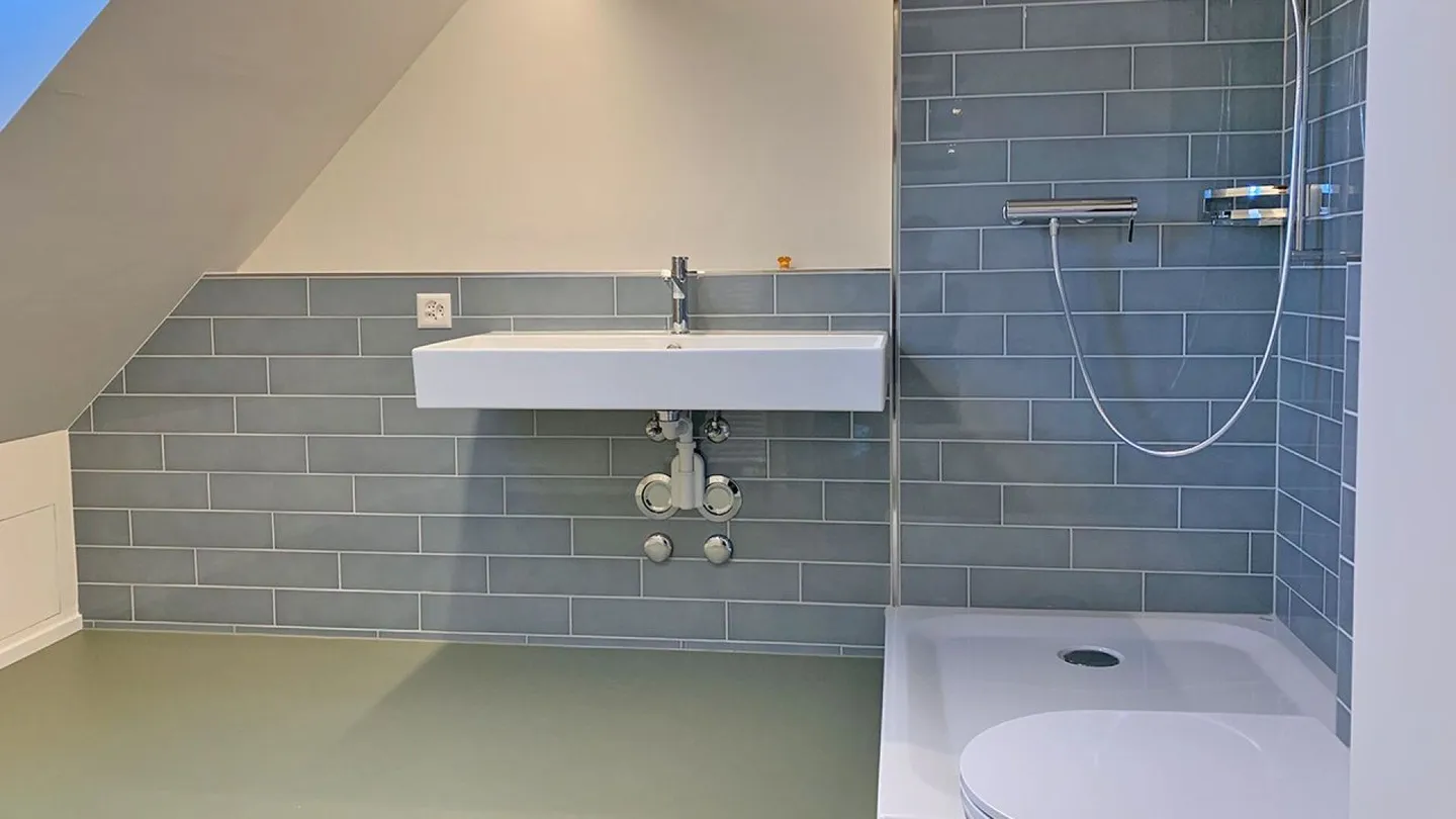 Appartement sous les combles 2.5 pièces "Im Chlooster" - (A 0.2.1) - Photo 8 sur 11