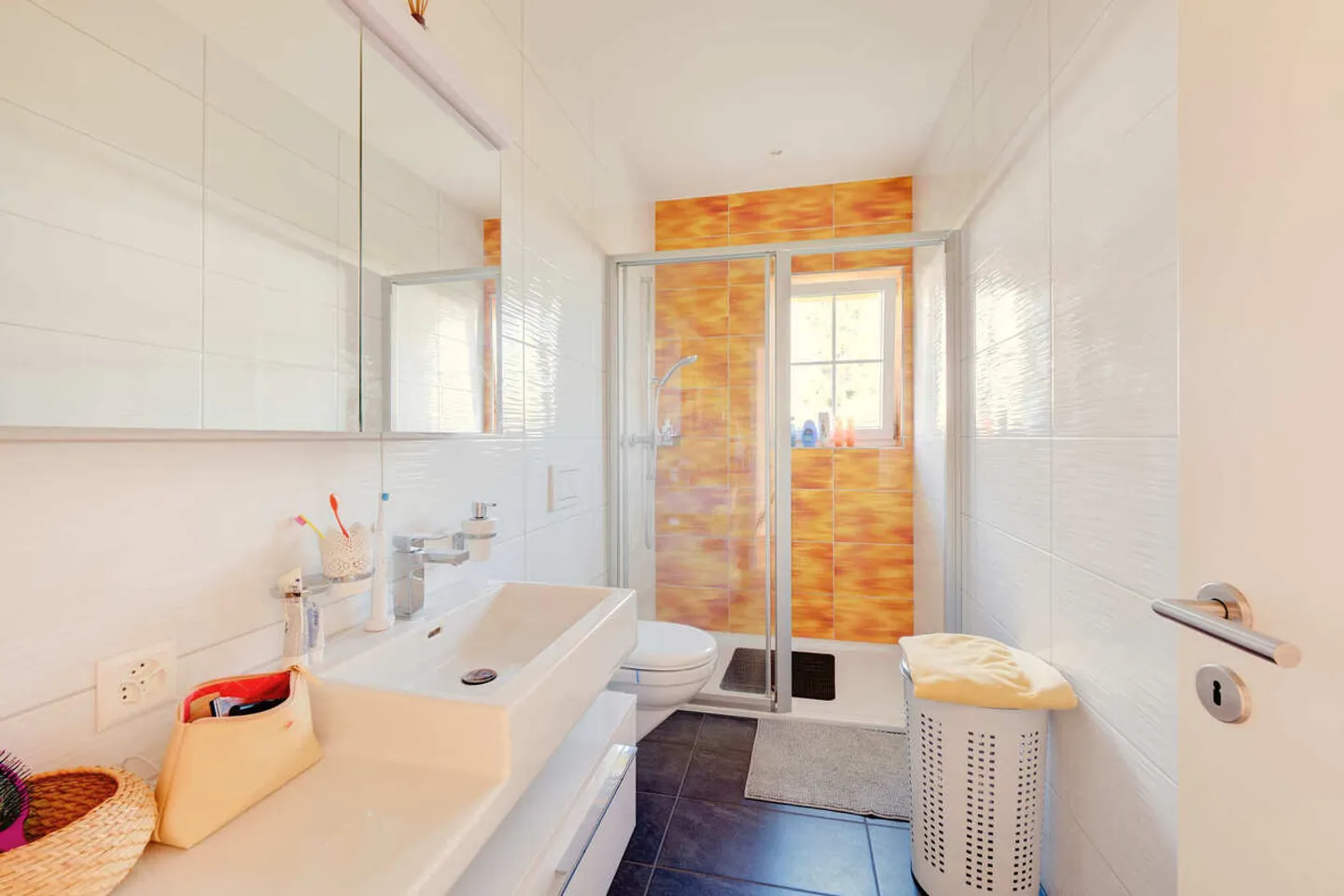 Ampia casa familiare con piscina - Foto 7 di 13