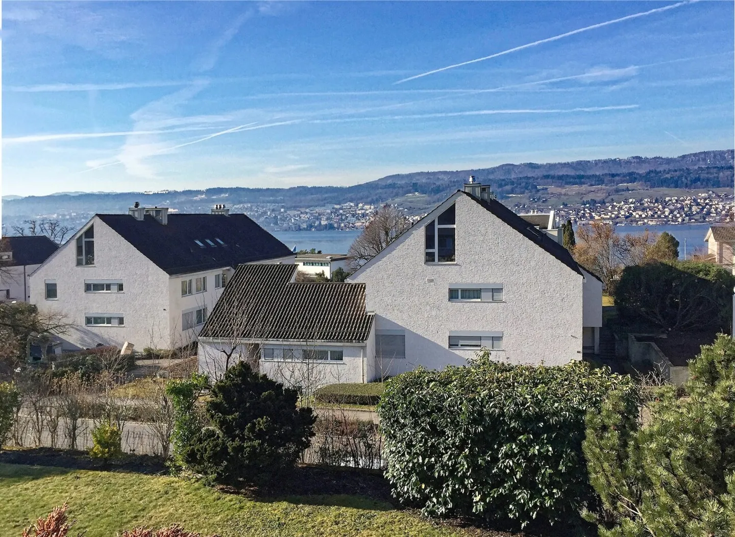 Belle vue sur le lac, beaucoup de confidentialité et un grand potentiel ! - Photo 1 sur 12