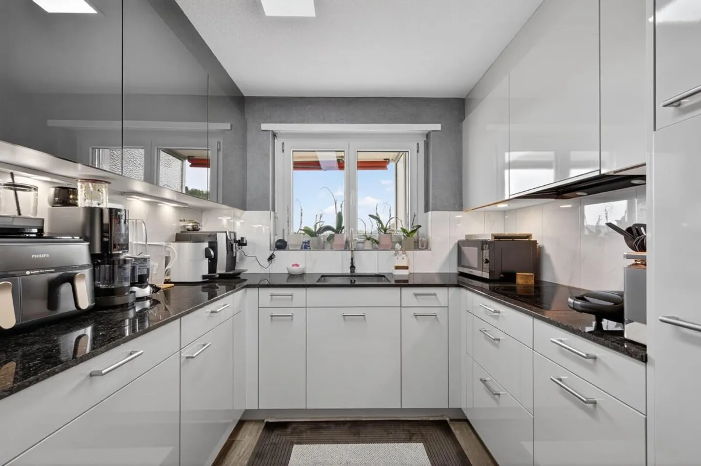 Modern dream apartment that leaves nothing to be desired - Photo 5 of 14