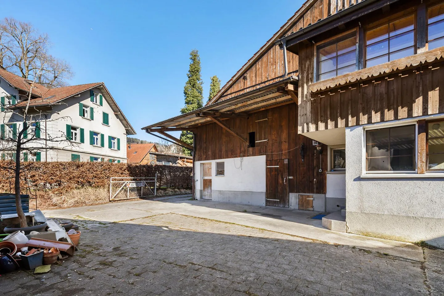 HISTORICAL JEWEL WITH GREAT DEVELOPMENT POTENTIAL IN A TOP LOCATION - Photo 24 of 39