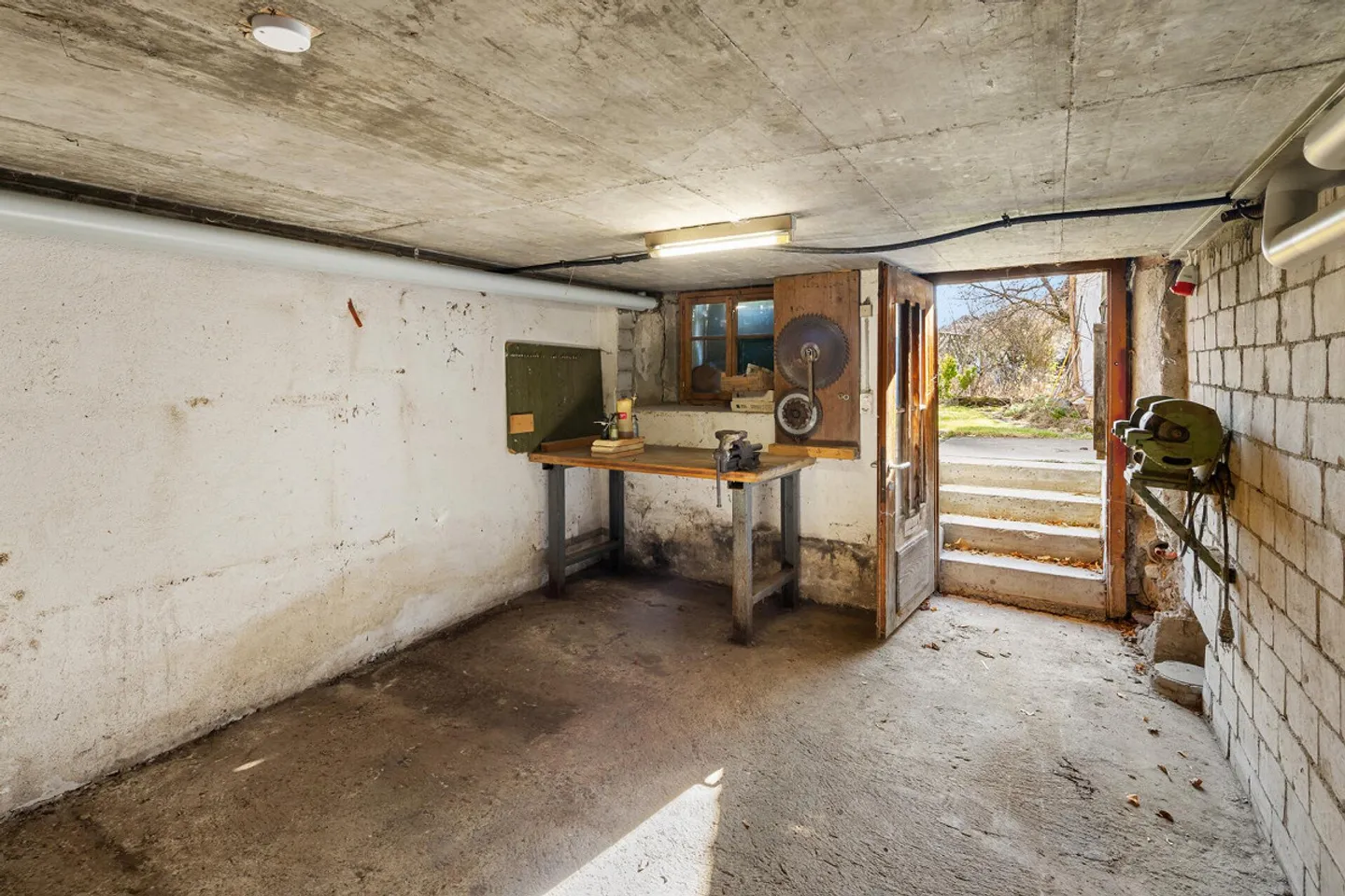 HISTORICAL JEWEL WITH GREAT DEVELOPMENT POTENTIAL IN A TOP LOCATION - Photo 19 of 39