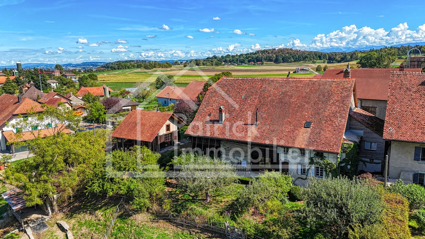 Charmantes Bauernhaus mit Potenzial - Foto 1 von 25