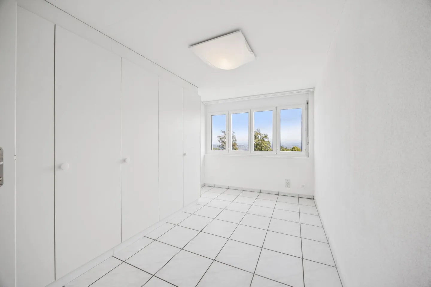 Charming condominium in a natural setting including parking space in the underground garage - Photo 6 of 14