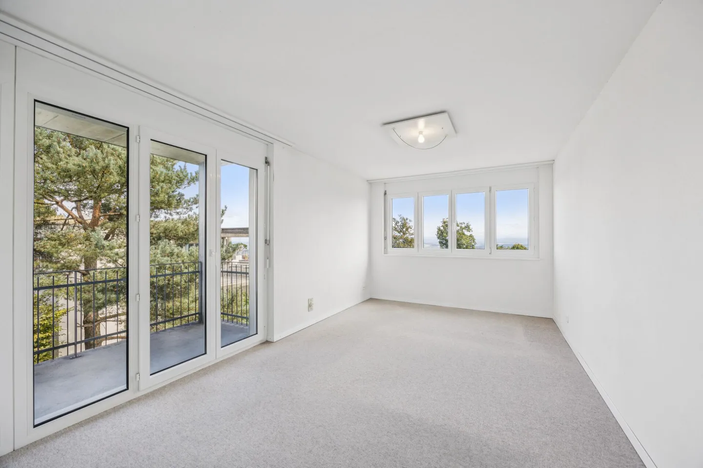 Charming condominium in a natural setting including parking space in the underground garage - Photo 7 of 14