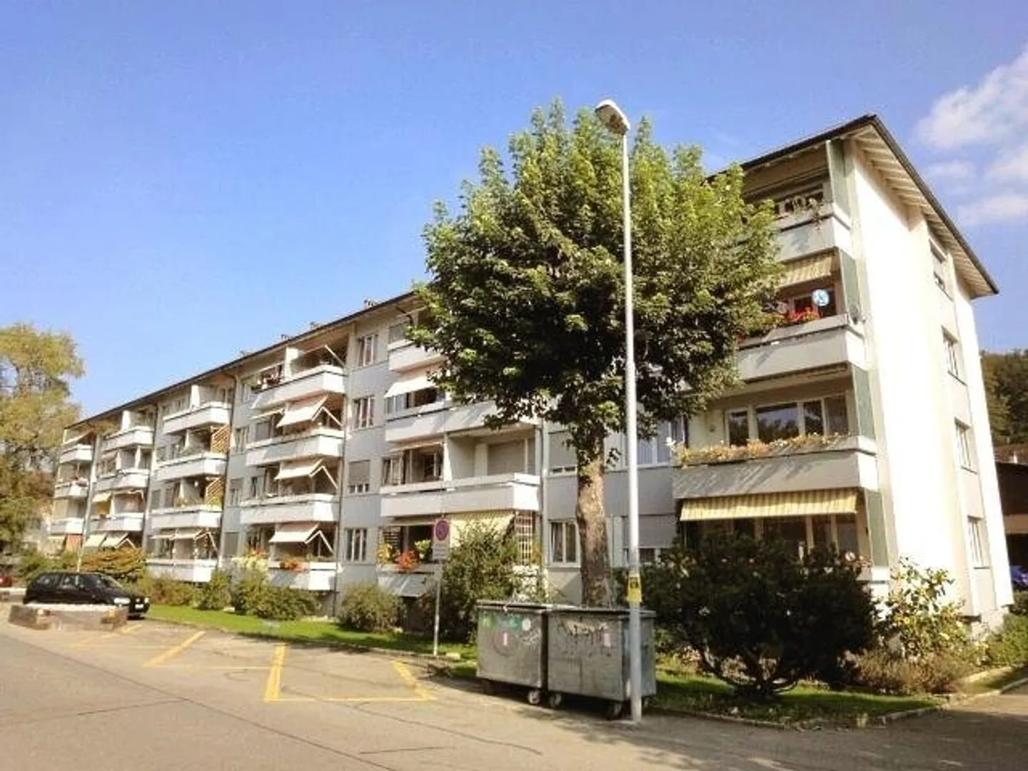 Superbe appartement de 2,5 pièces au dernier étage / 4ème étage de 47 m² avec balcon - Photo 1 sur 11