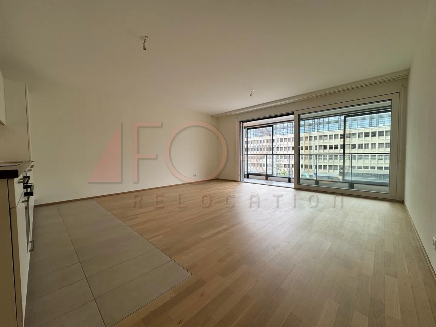 Sehr schöne 4-Zimmer-Wohnung in einem modernen Gebäude in Cointrin - Foto 3 von 12