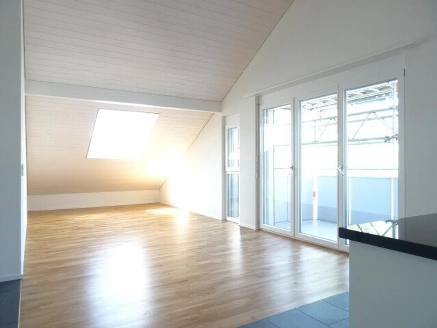 Superbe appartement de 2,5 pièces au dernier étage / 4ème étage de 47 m² avec balcon - Photo 5 sur 11