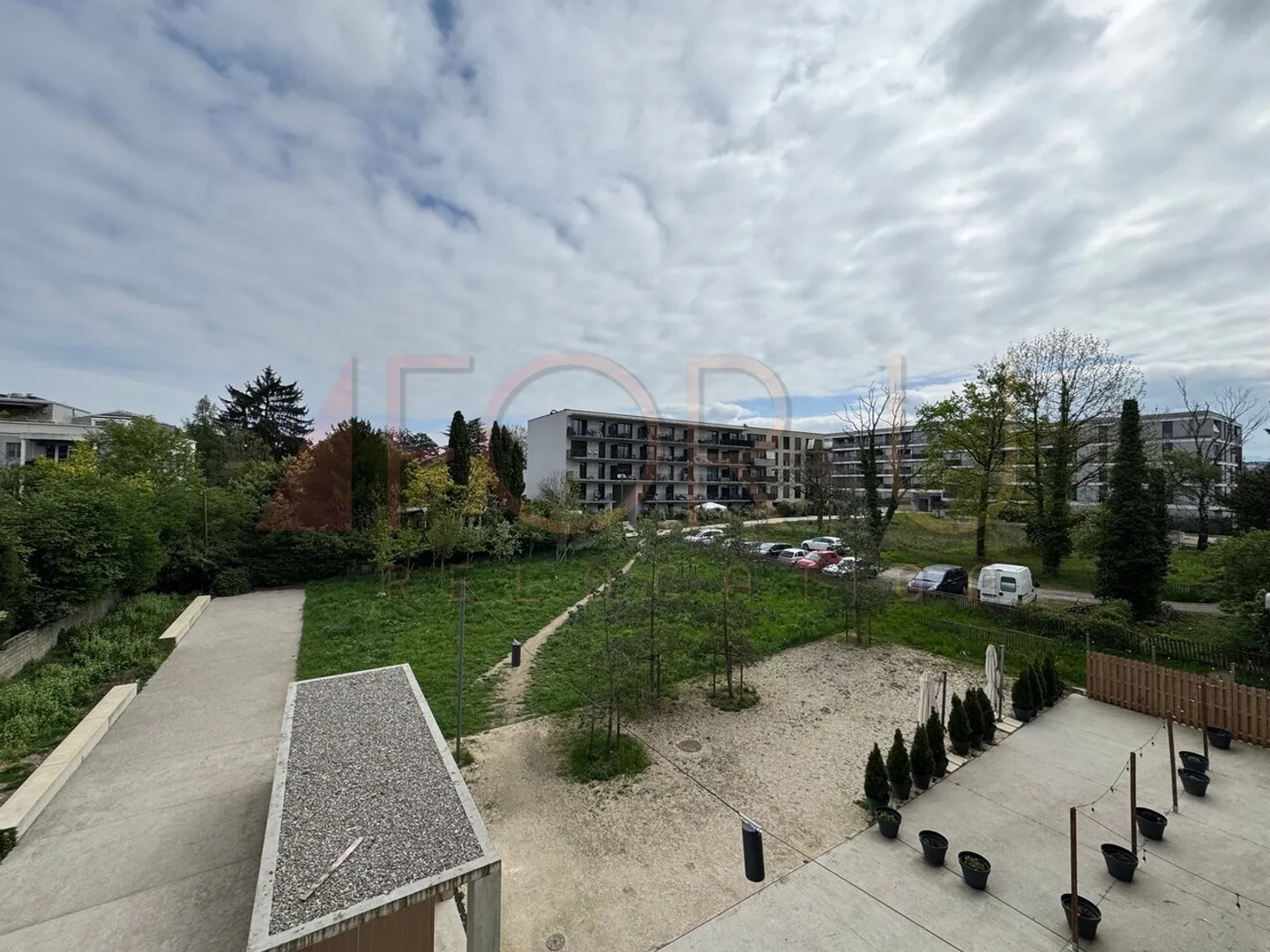 Sehr schöne 4-Zimmer-Wohnung in einem modernen Gebäude in Cointrin - Foto 1 von 12