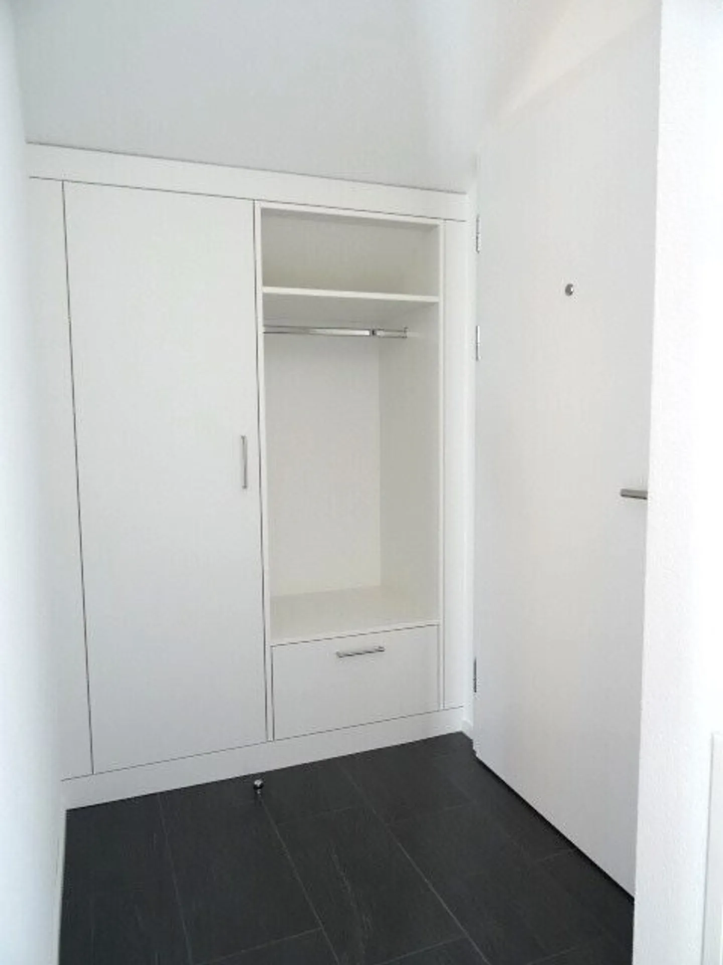 Superbe appartement de 2,5 pièces au dernier étage / 4ème étage de 47 m² avec balcon - Photo 9 sur 11