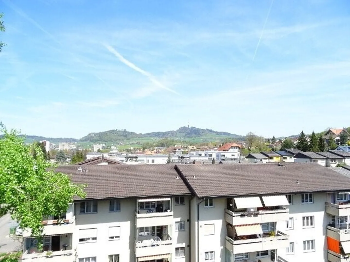 Superbe appartement de 2,5 pièces au dernier étage / 4ème étage de 47 m² avec balcon - Photo 10 sur 11