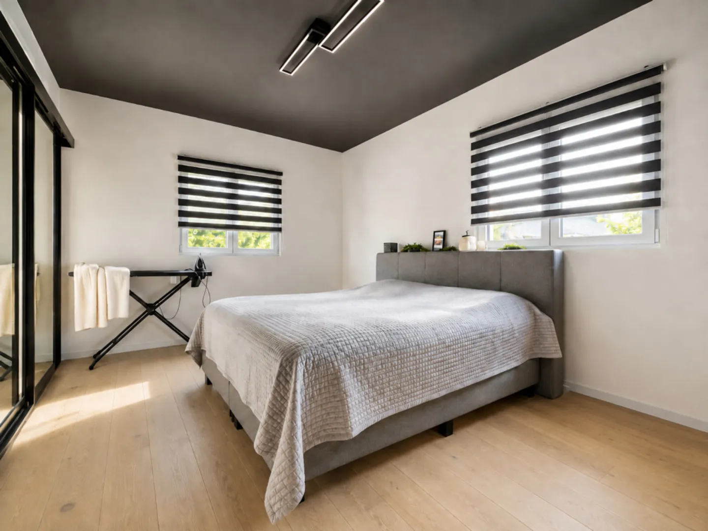 EXCEPTIONAL SEMI-DETACHED VILLA IN THE HEART OF BEX - Photo 5 of 12