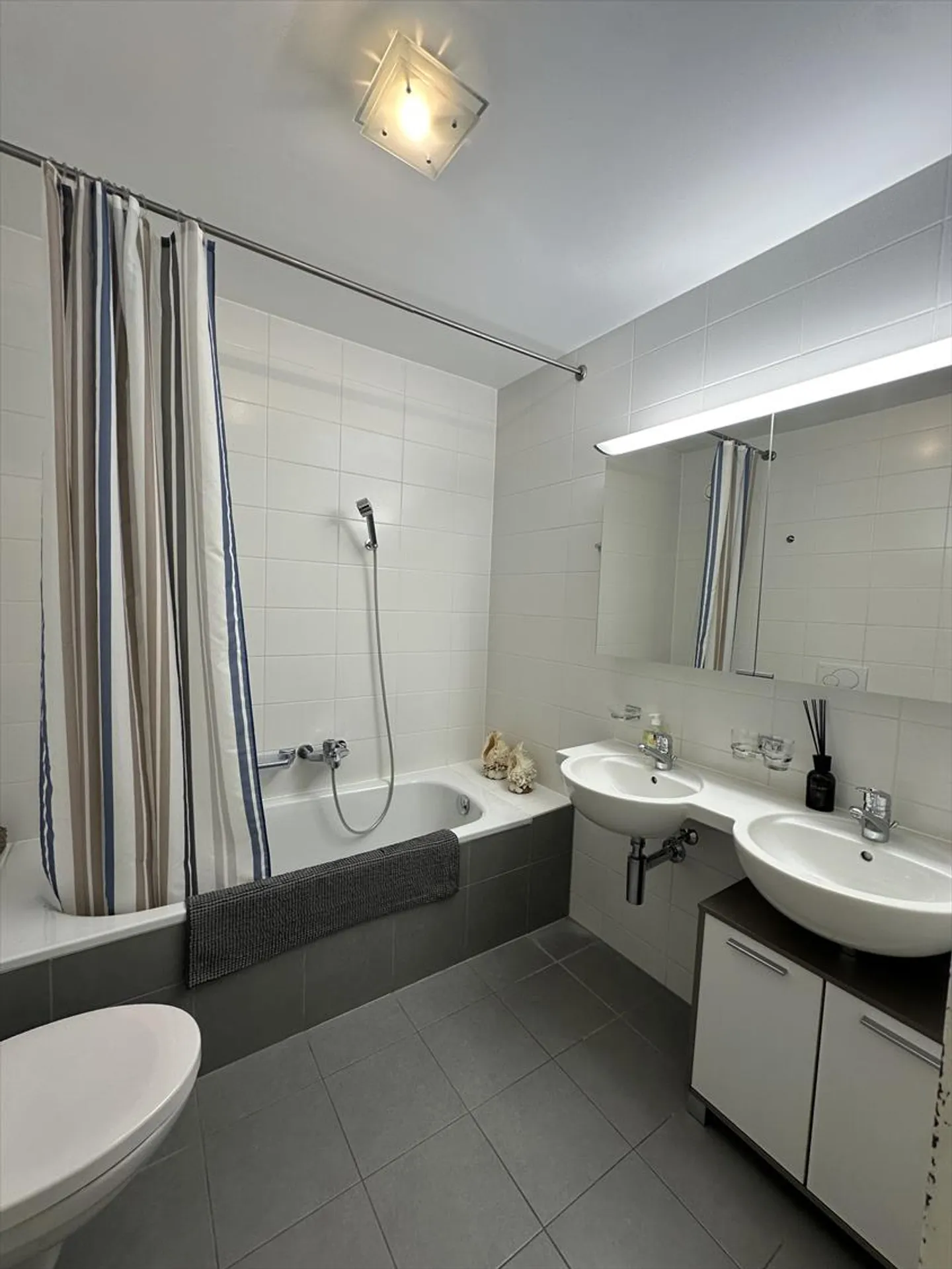 Appartement 4 pièces - Photo 3 sur 5