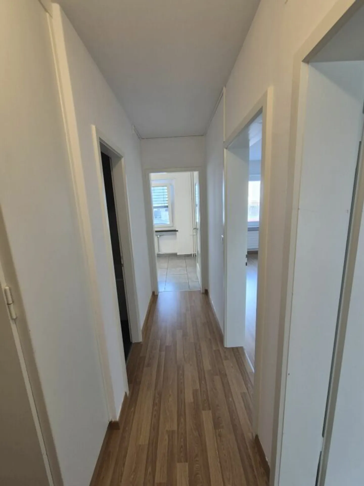 Charming Apartment with Terrace - Photo 5 of 10