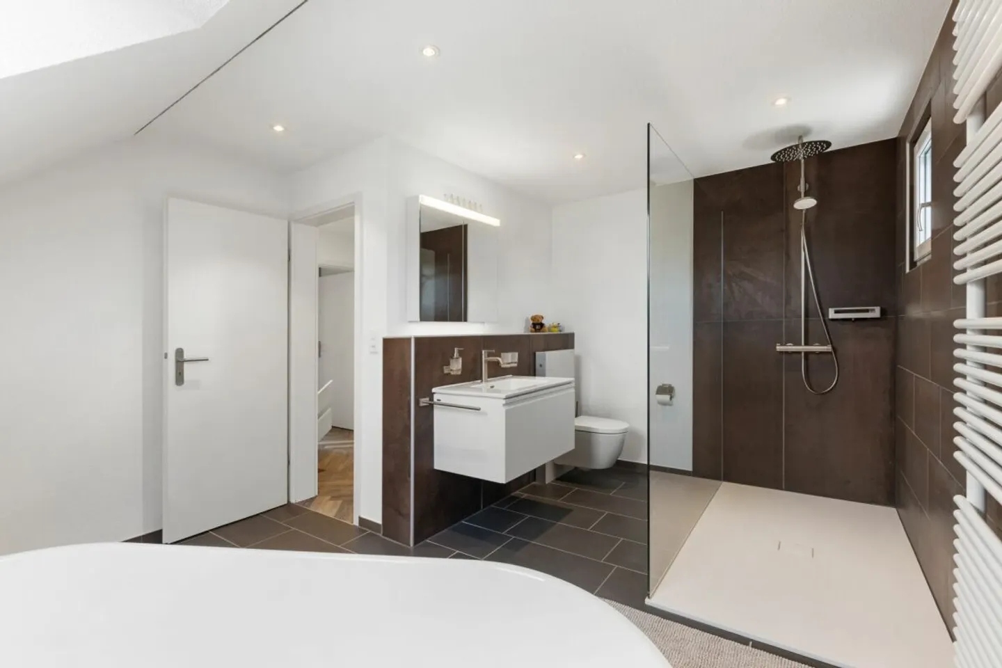 Modern Detached House in Schönenberg - Photo 7 of 13