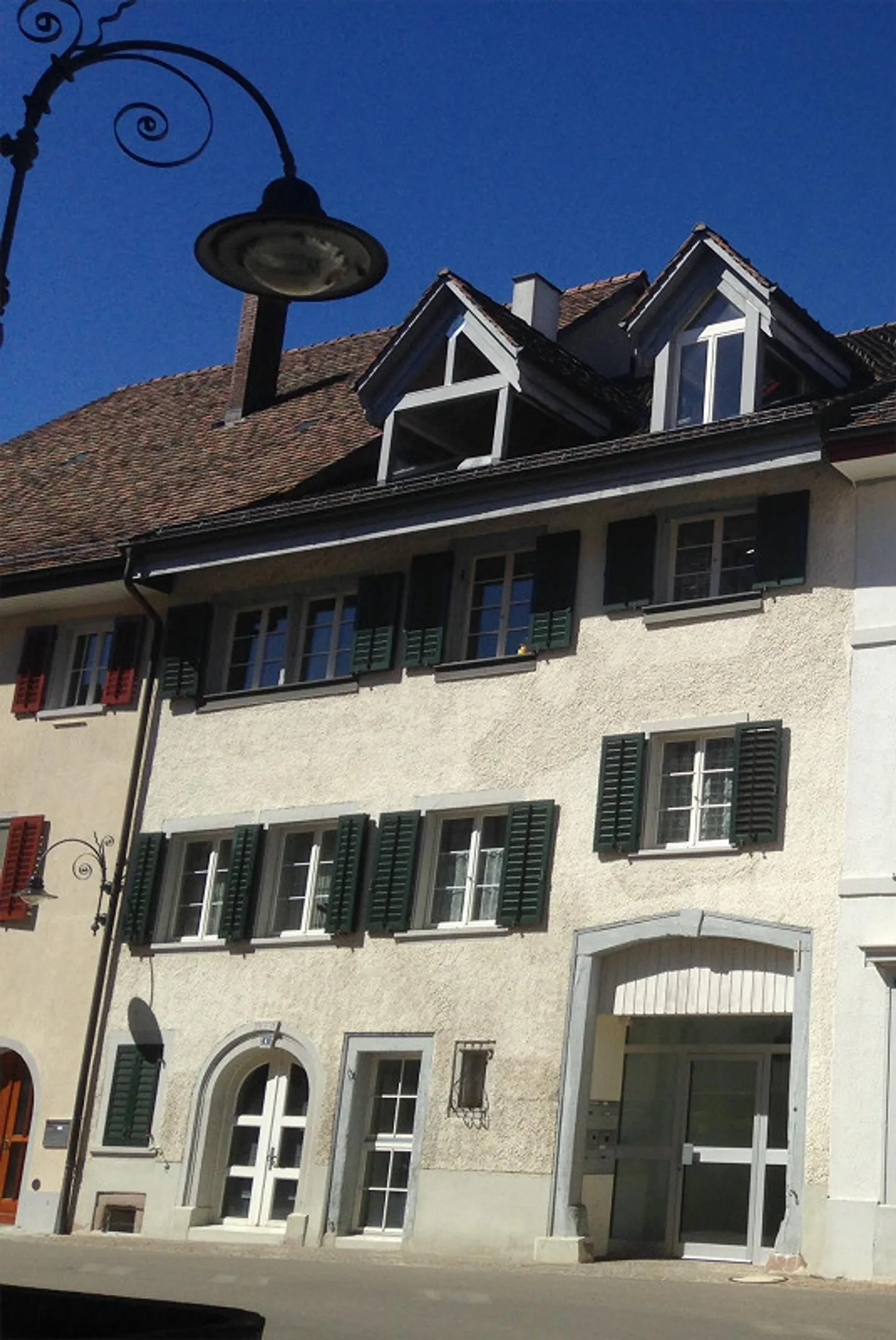 Unique living in the heart of the town, 4.5 room apartment - Photo 1 of 7