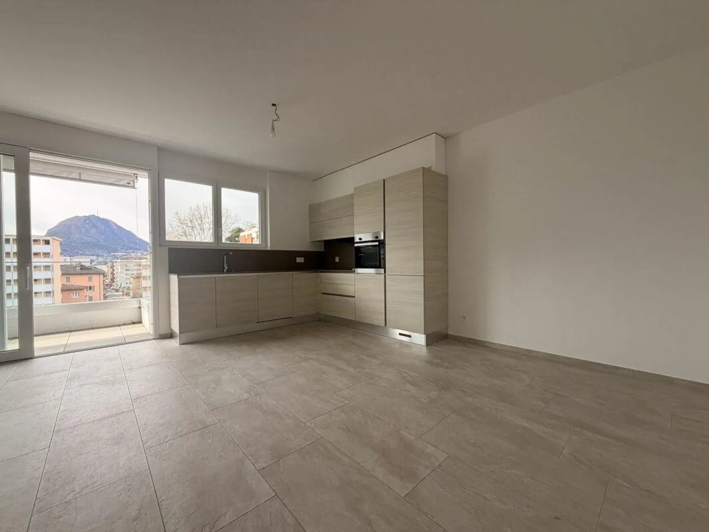 Appartamento moderno con vista aperta - Foto 7 di 15