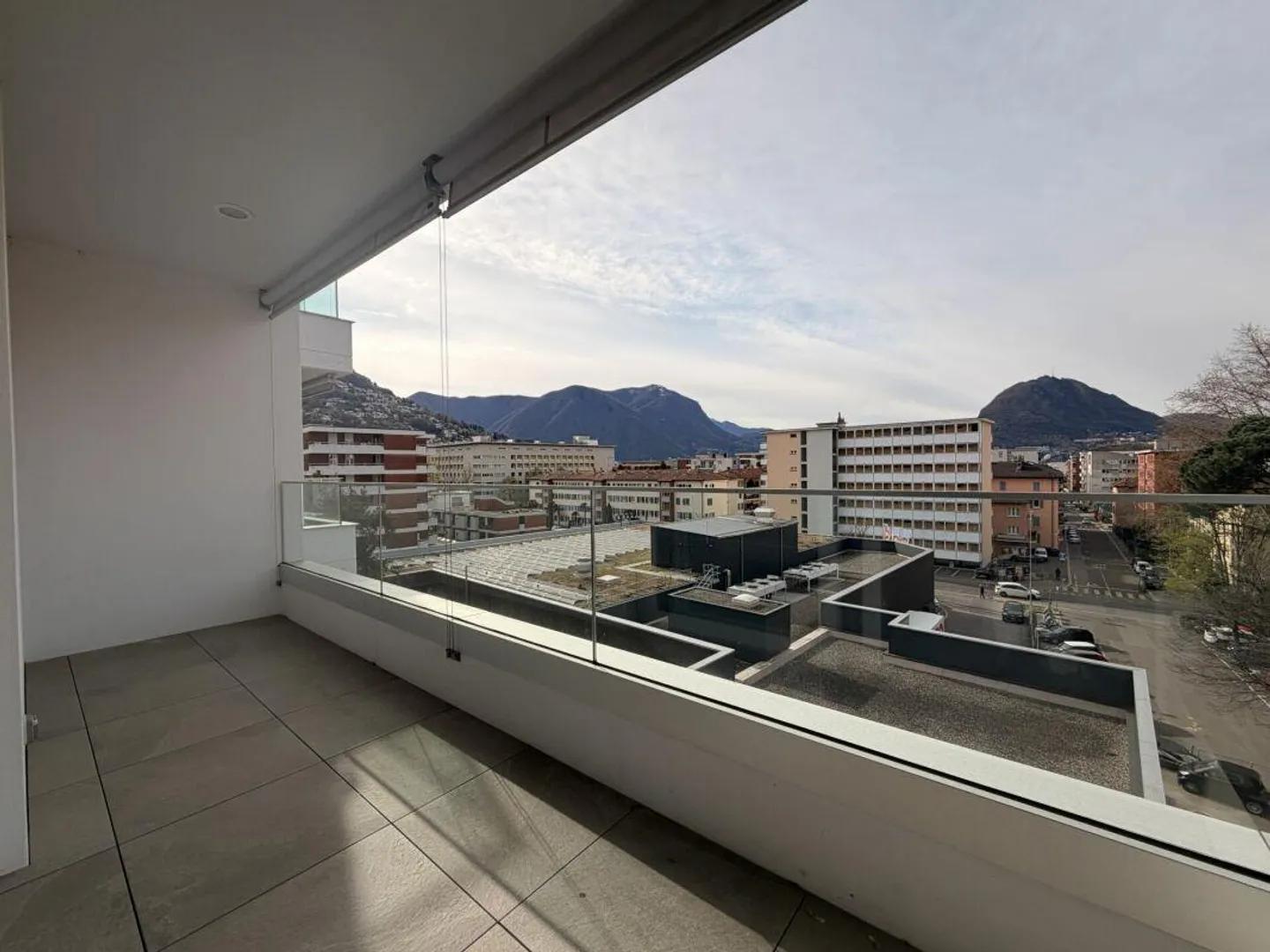 Appartamento moderno con vista aperta - Foto 8 di 15