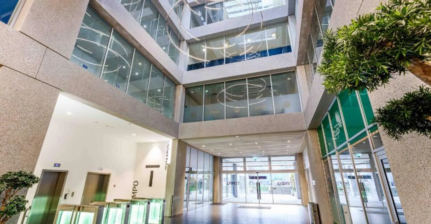 High-Tech Office Space in Geneva - Photo 8 of 10