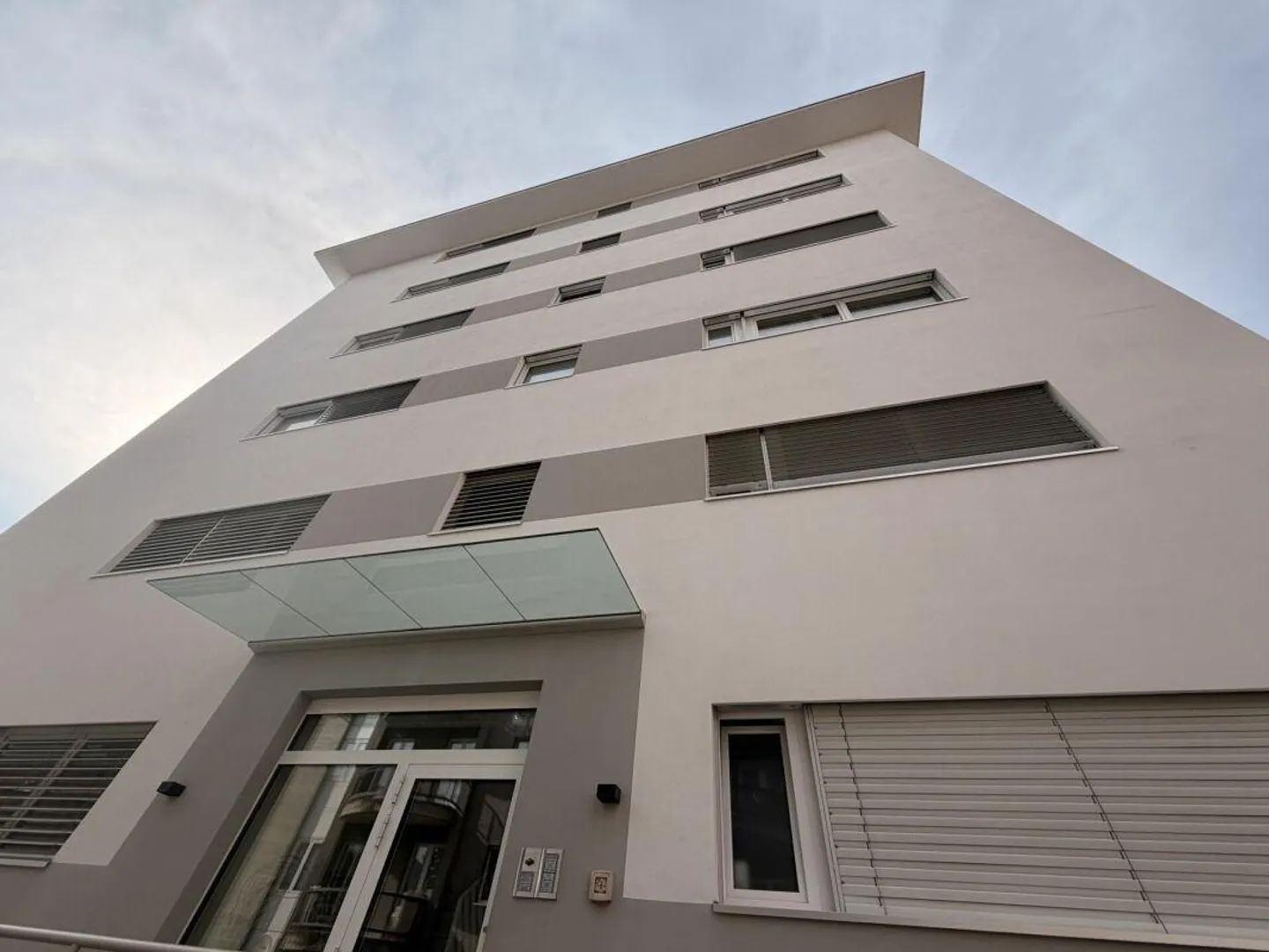 Appartamento moderno con vista aperta - Foto 12 di 15