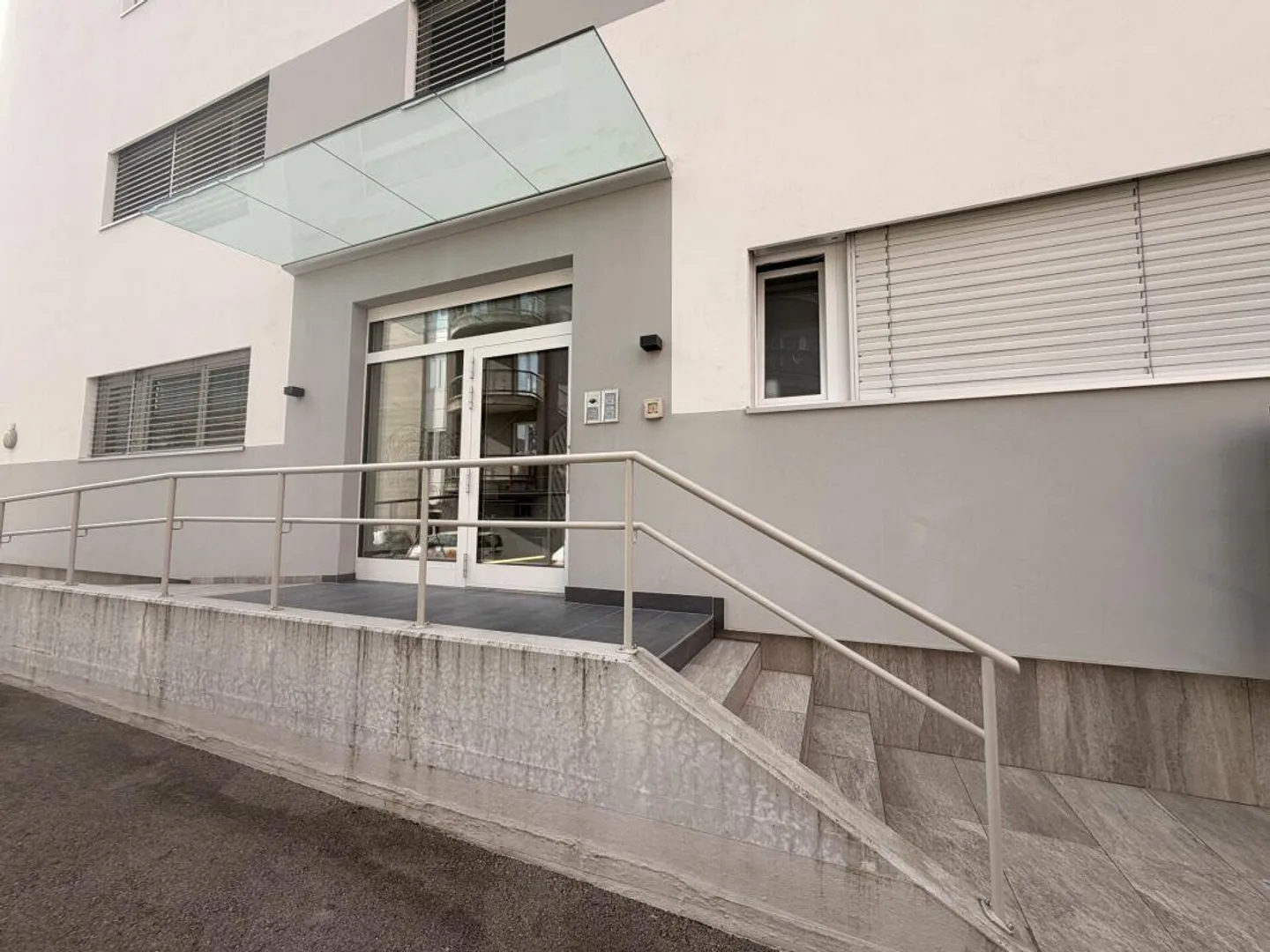 Appartamento moderno con vista aperta - Foto 13 di 15