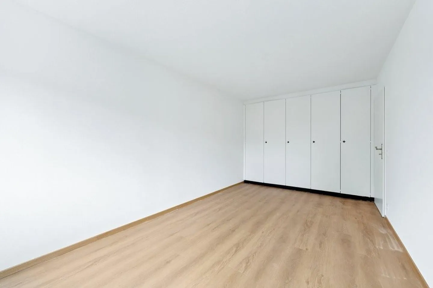 Appartamento da sogno di 5,5 stanze con molta luce e vista panoramica - Foto 8 di 9